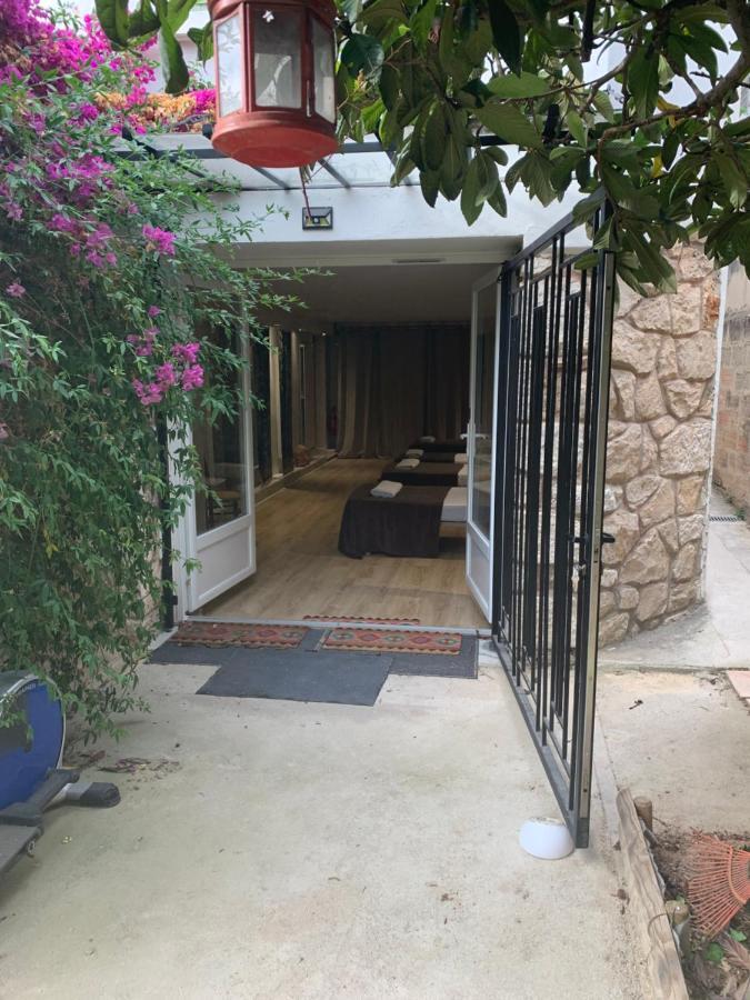 Villa Presence - Chambres D'Hotes - Activites Bien-Etre Toulon Exteriér fotografie